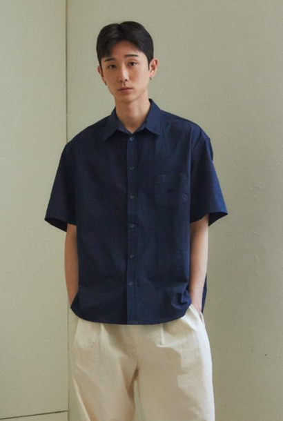 relaxed seersucker shirt navy