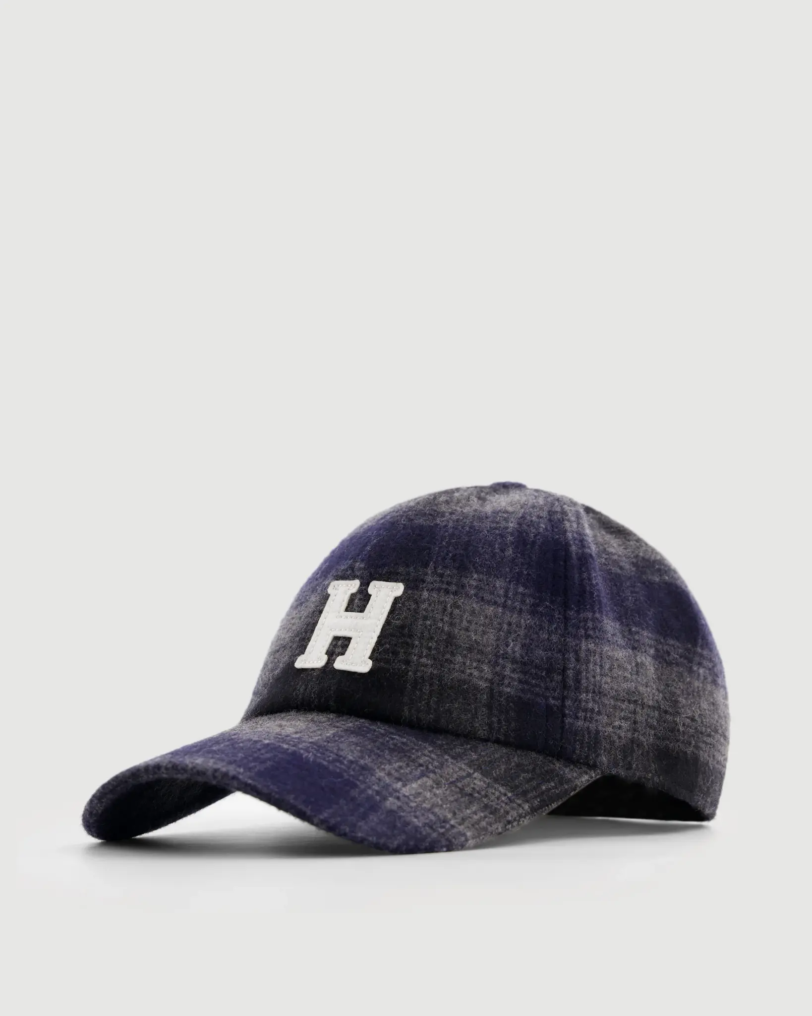 cap h navy checkered-2