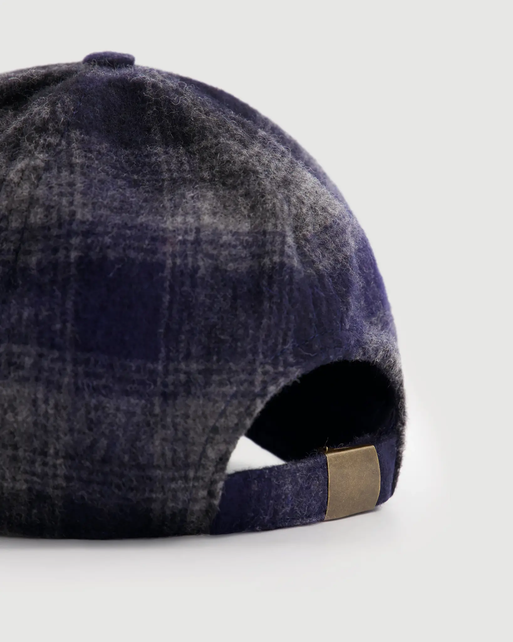 cap h navy checkered-4