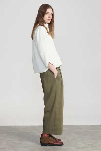 outside pants olive