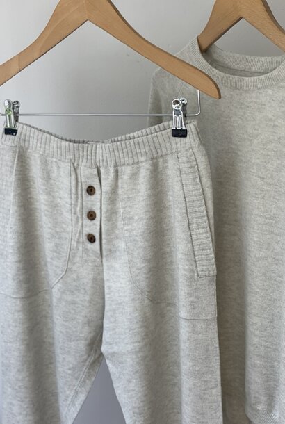 chris cashmere pants chalk