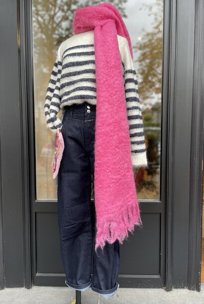 fluffy scarf pink