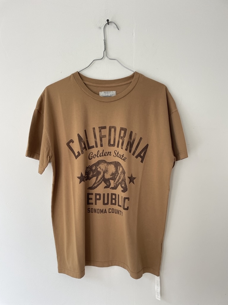 t-shirt california almond-1
