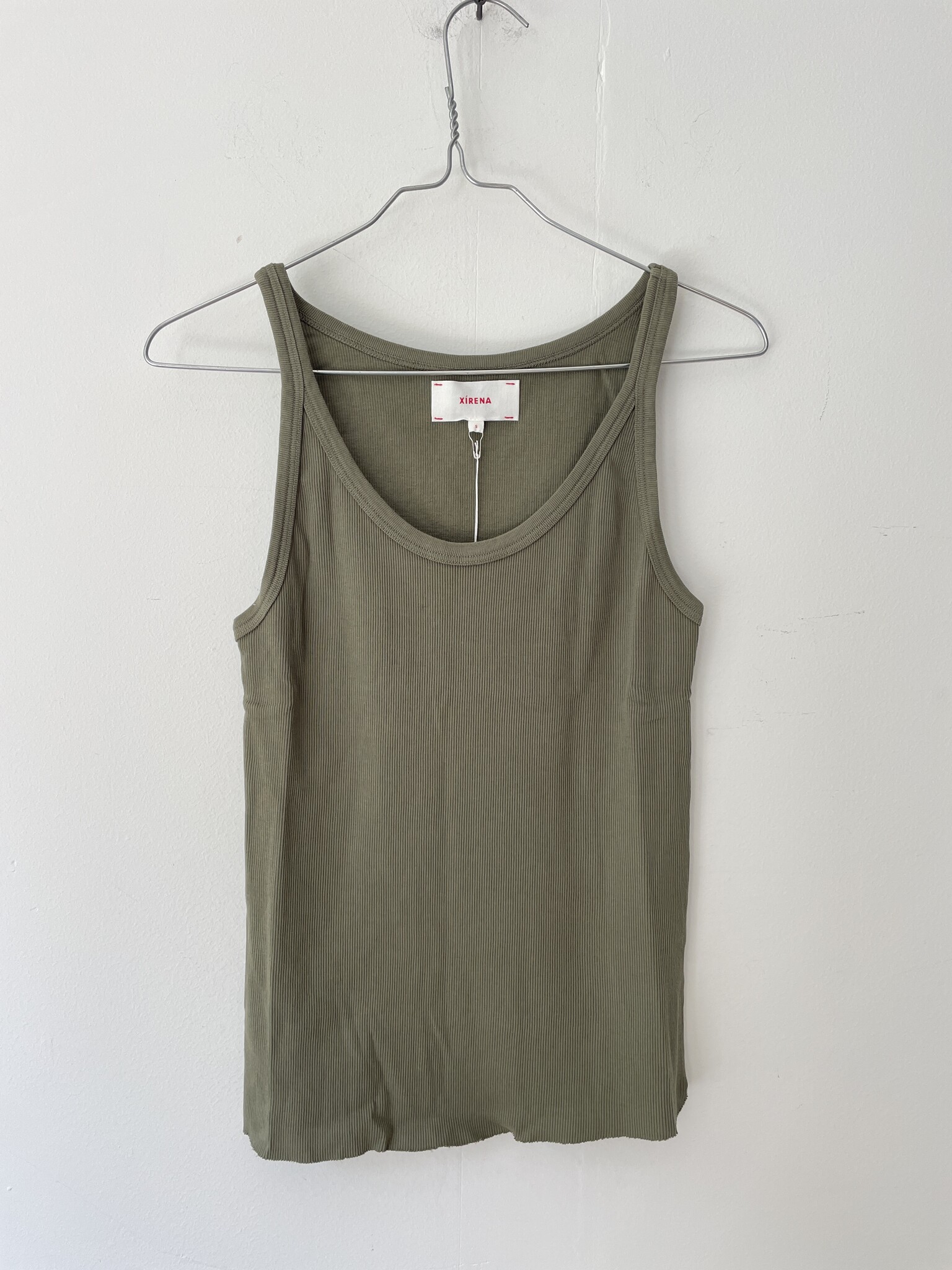 beck tank dark seagrass-1