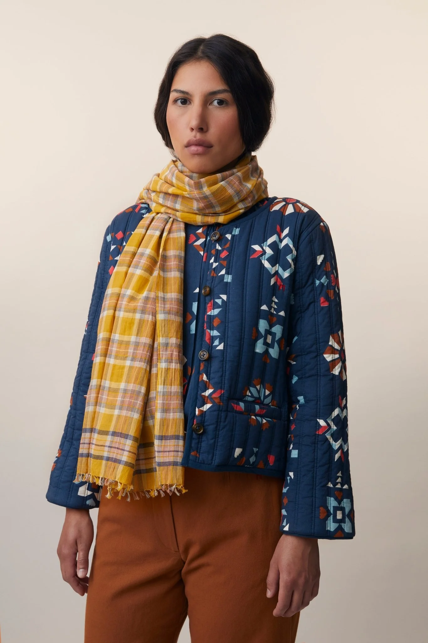 scarf n° 722 holi yellow-1