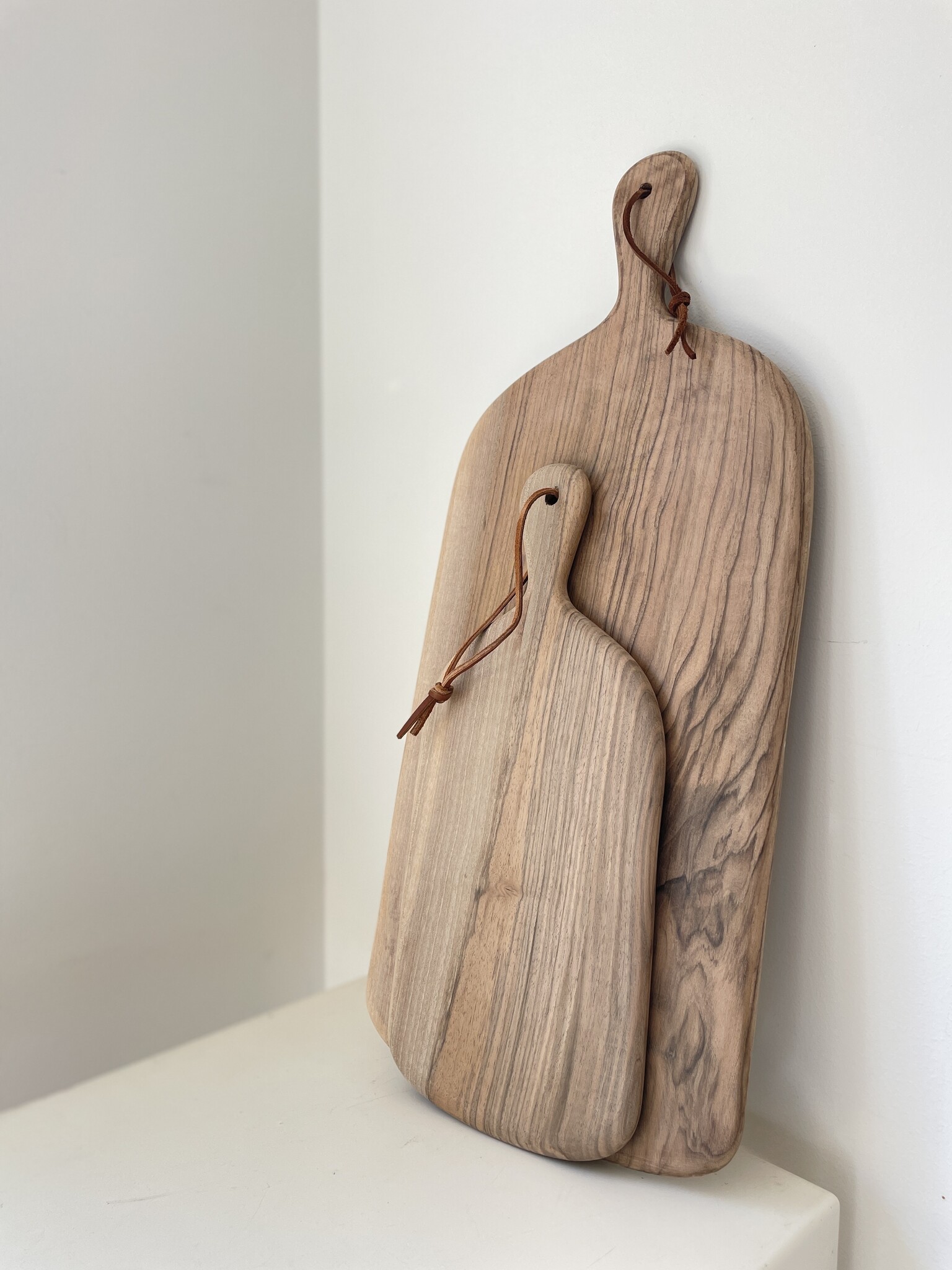 cutting board walnut small-1