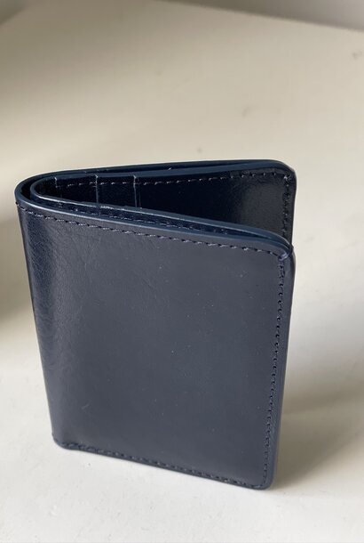 slim wallet blue