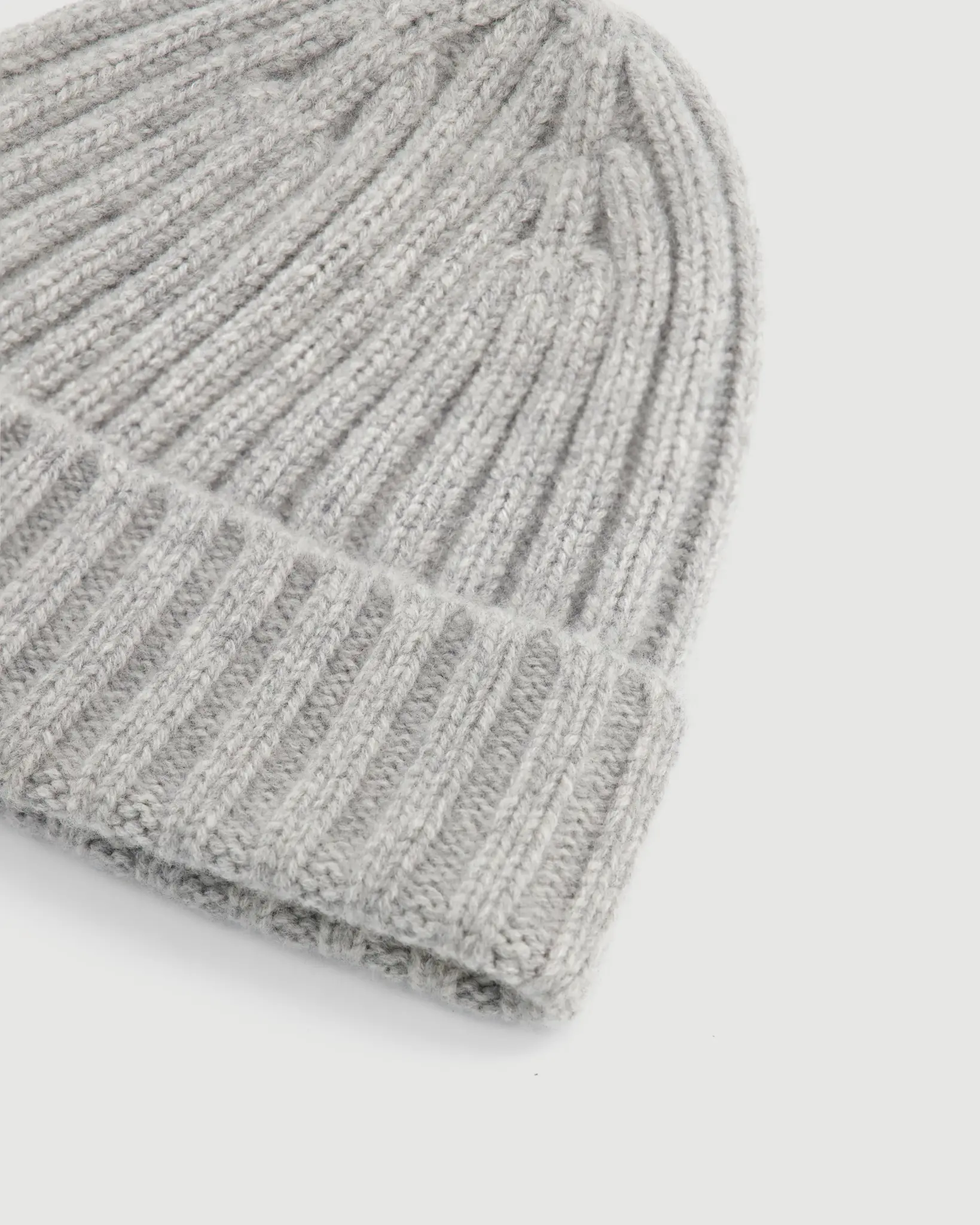 cashmere beanie-3