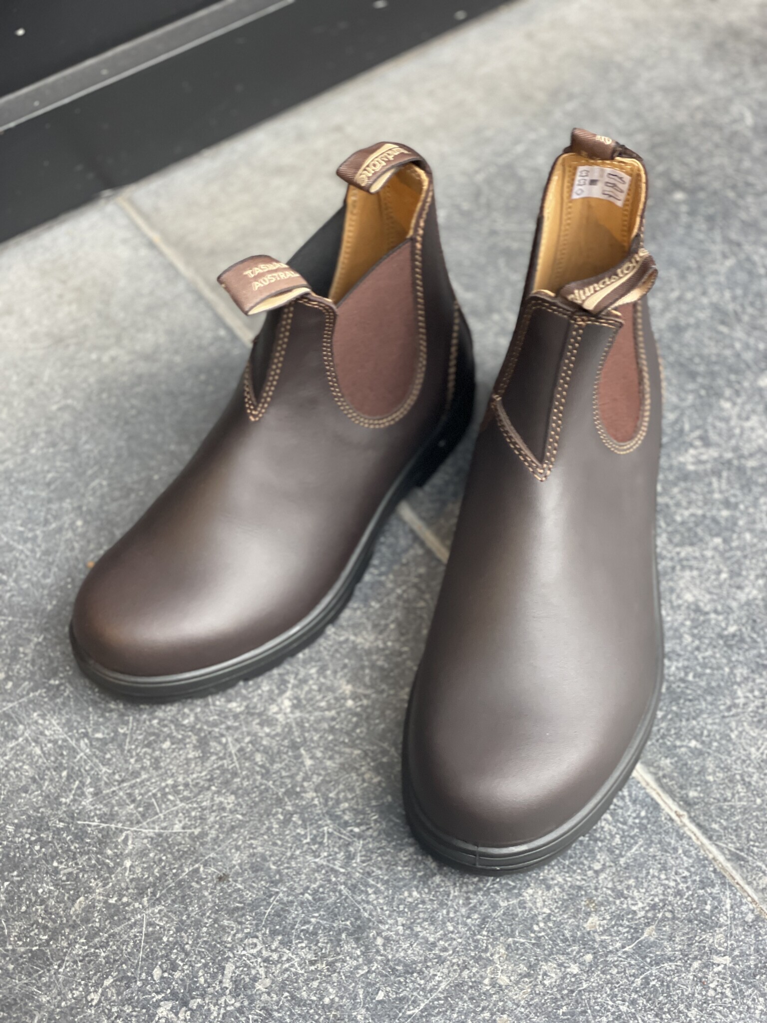 550 classic walnut brown-1