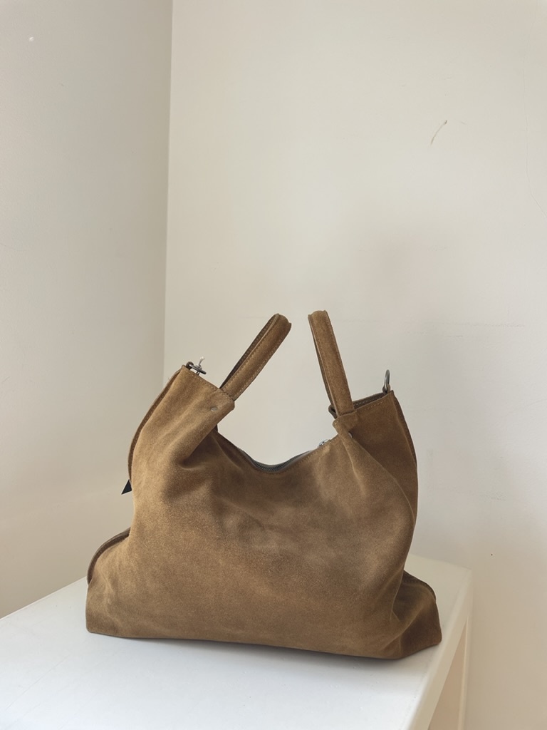 pleione mini suede mos-1