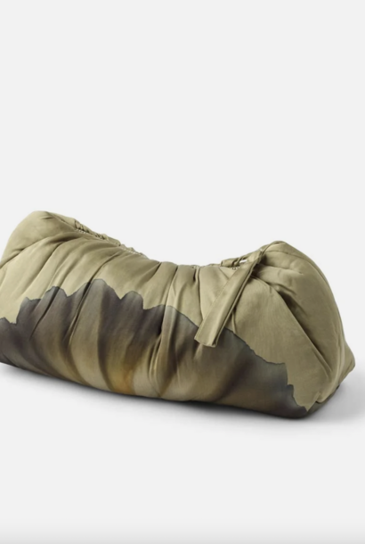 bloom clutch hazelnut