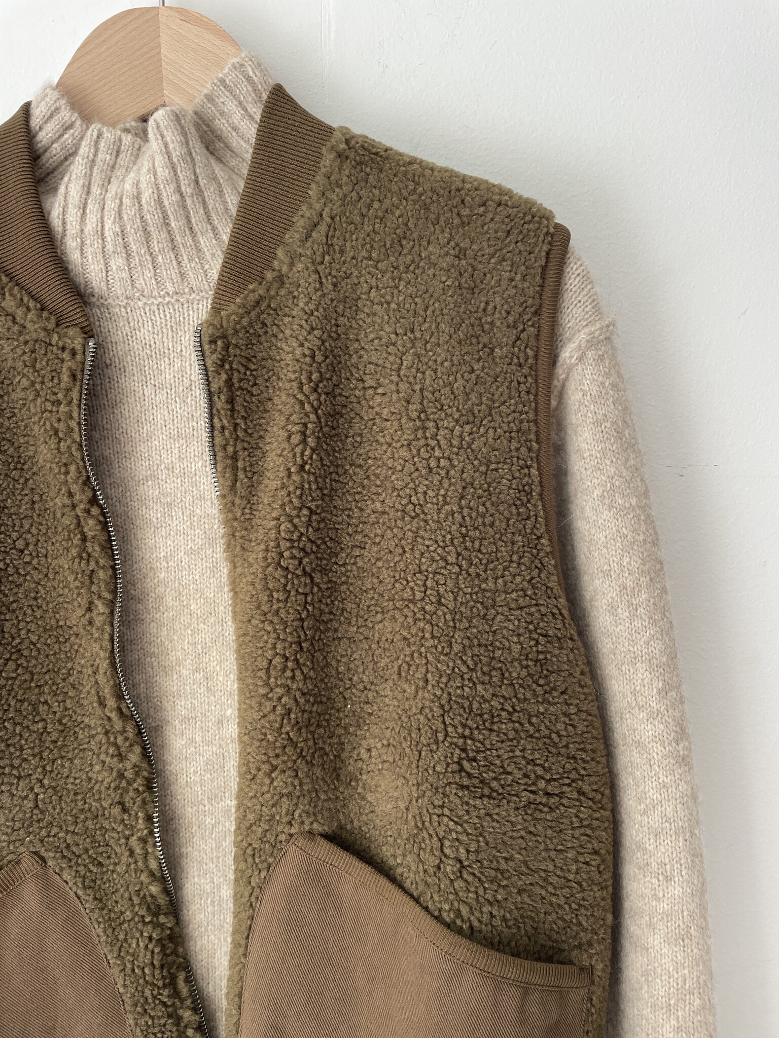 knit turtle neck natural-3