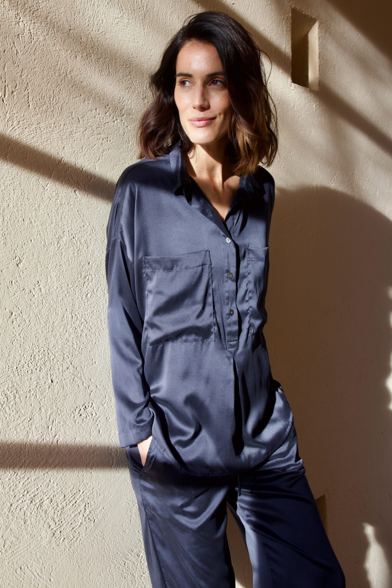 lorraine top silk midnight-1