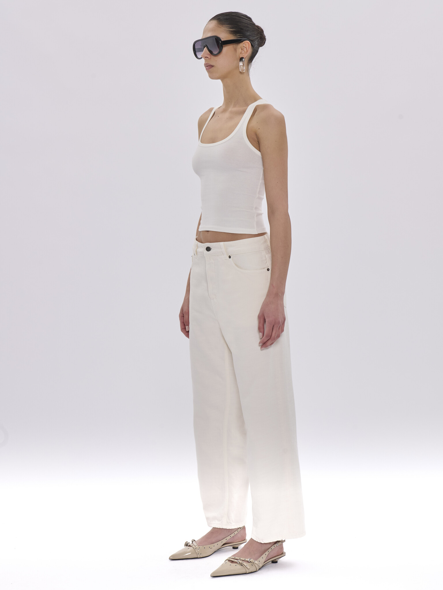 betty bull off white-2