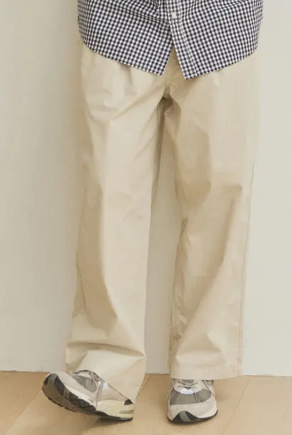 two tuck wide cn pants cream one size