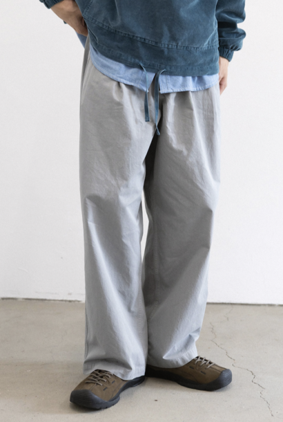 two tuck wide pants light gray one size