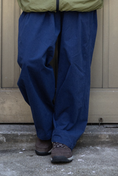 two tuck wide pants blue one size