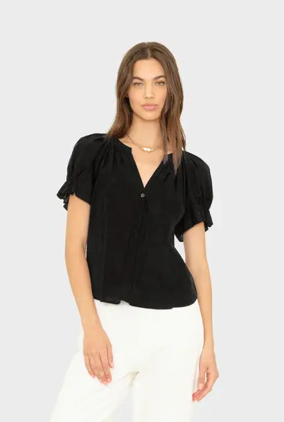 astryde top black