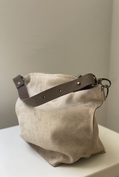 shopper sand antique