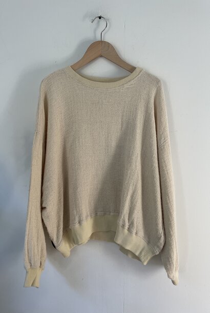 seseh zip zak sweat cream