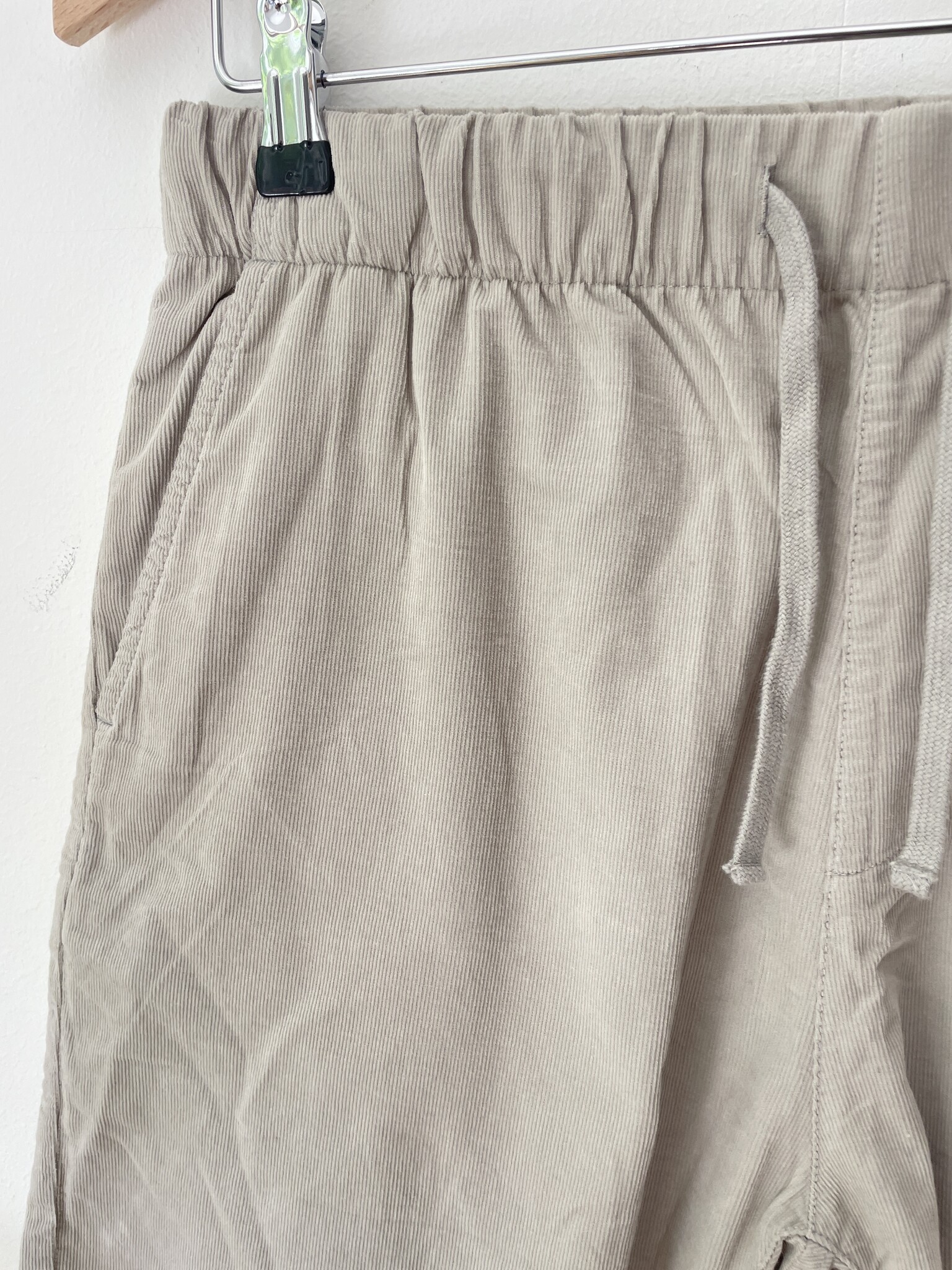 jog short fine corduroy sage-2