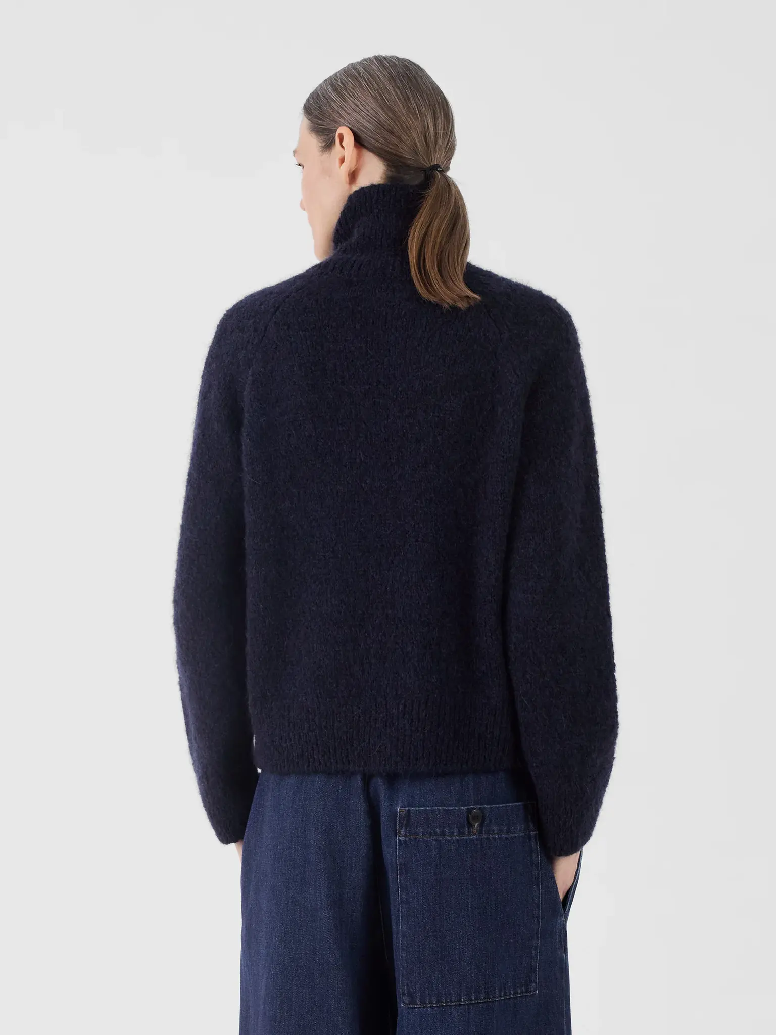 amae high neck neptune-4