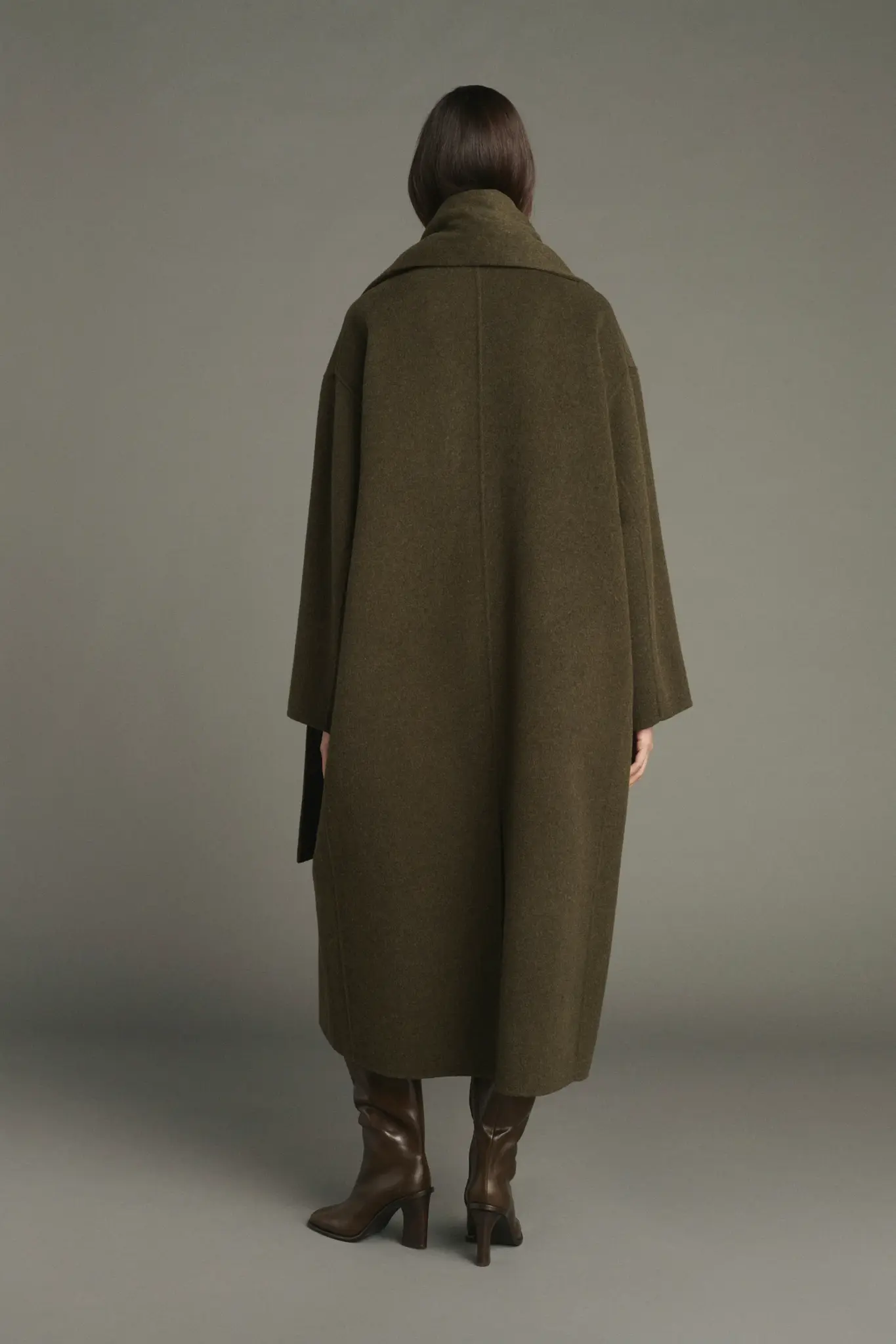 finn kaki-3