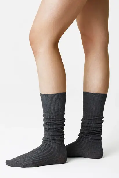 loelle ribbed knee-highs dark grey