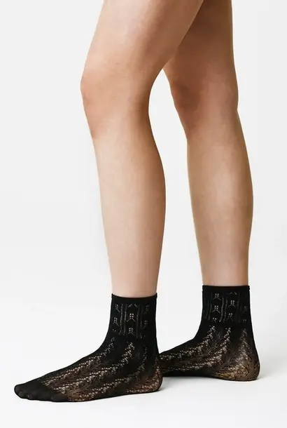 erica crochet black