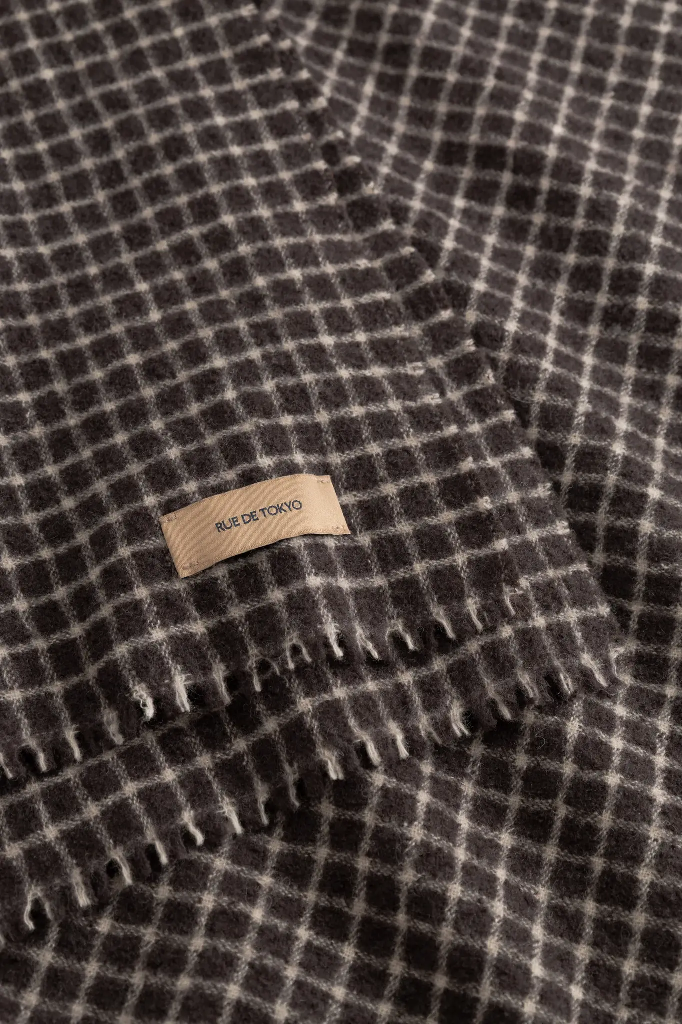 aria checked brown-2
