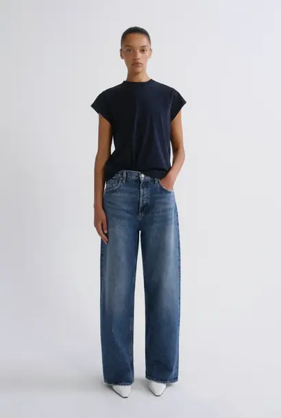 low slung baggy essence