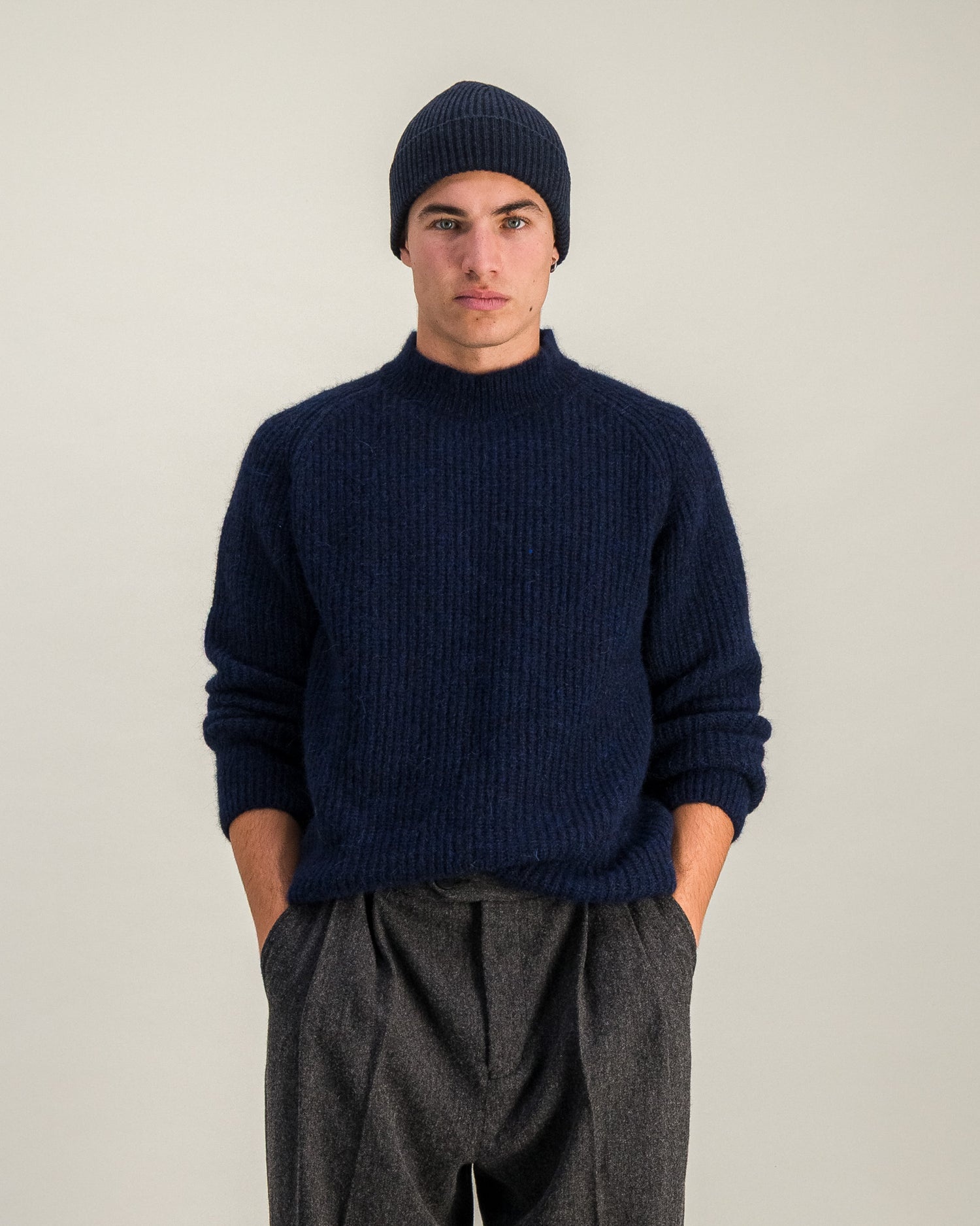 halo knit navy-1