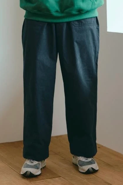 one tuck wide fatique pants navy-2
