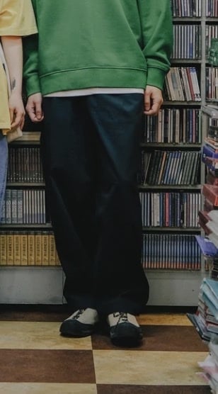pintuck wide chino pants navy-1