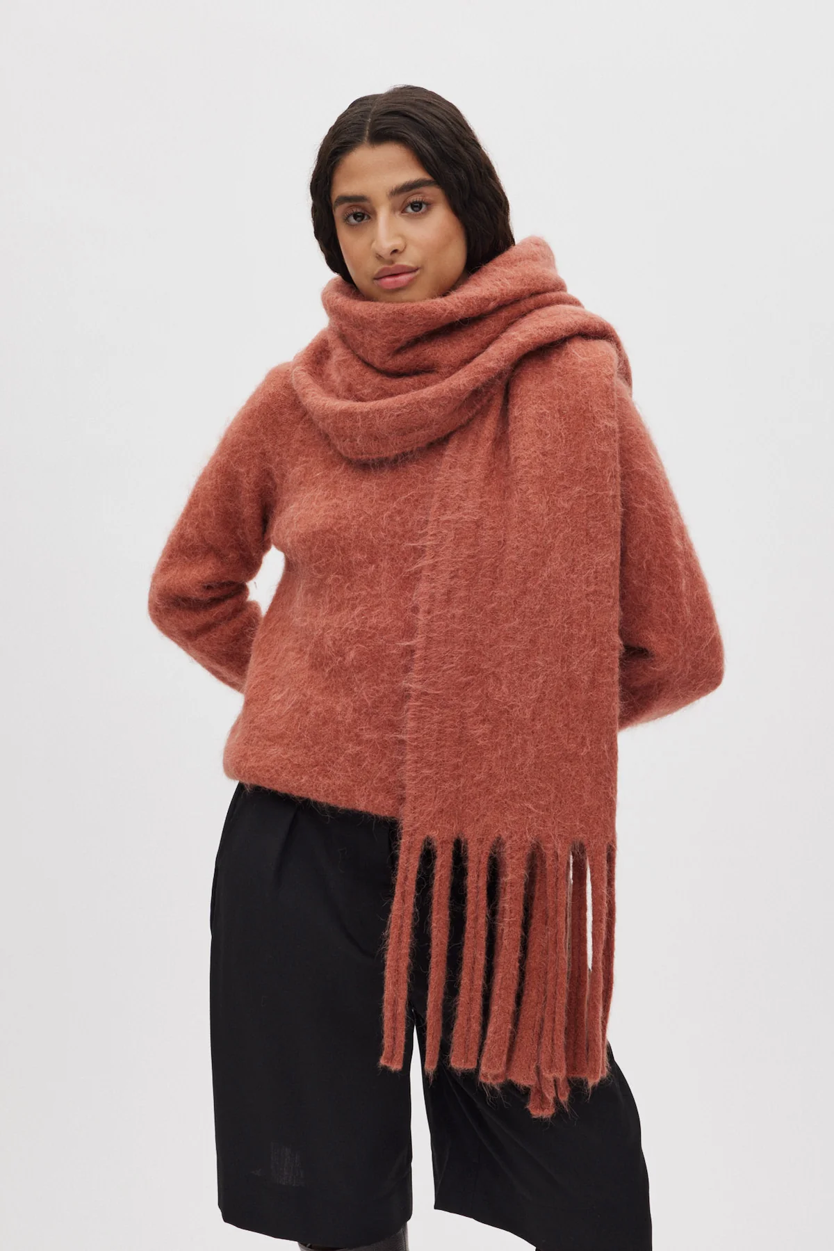 emilia scarf redwood-1