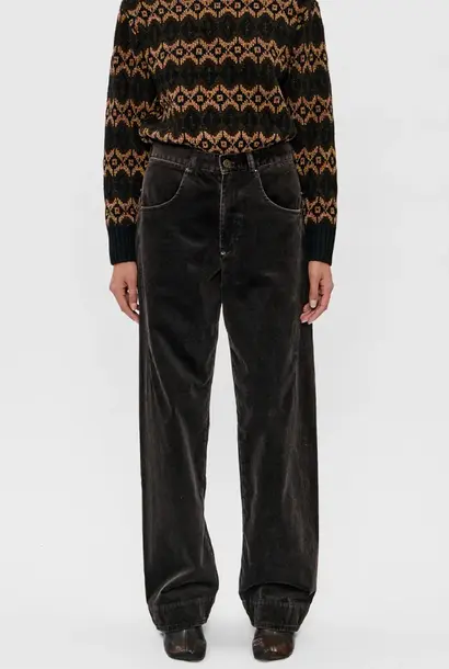 side dart pant ebony