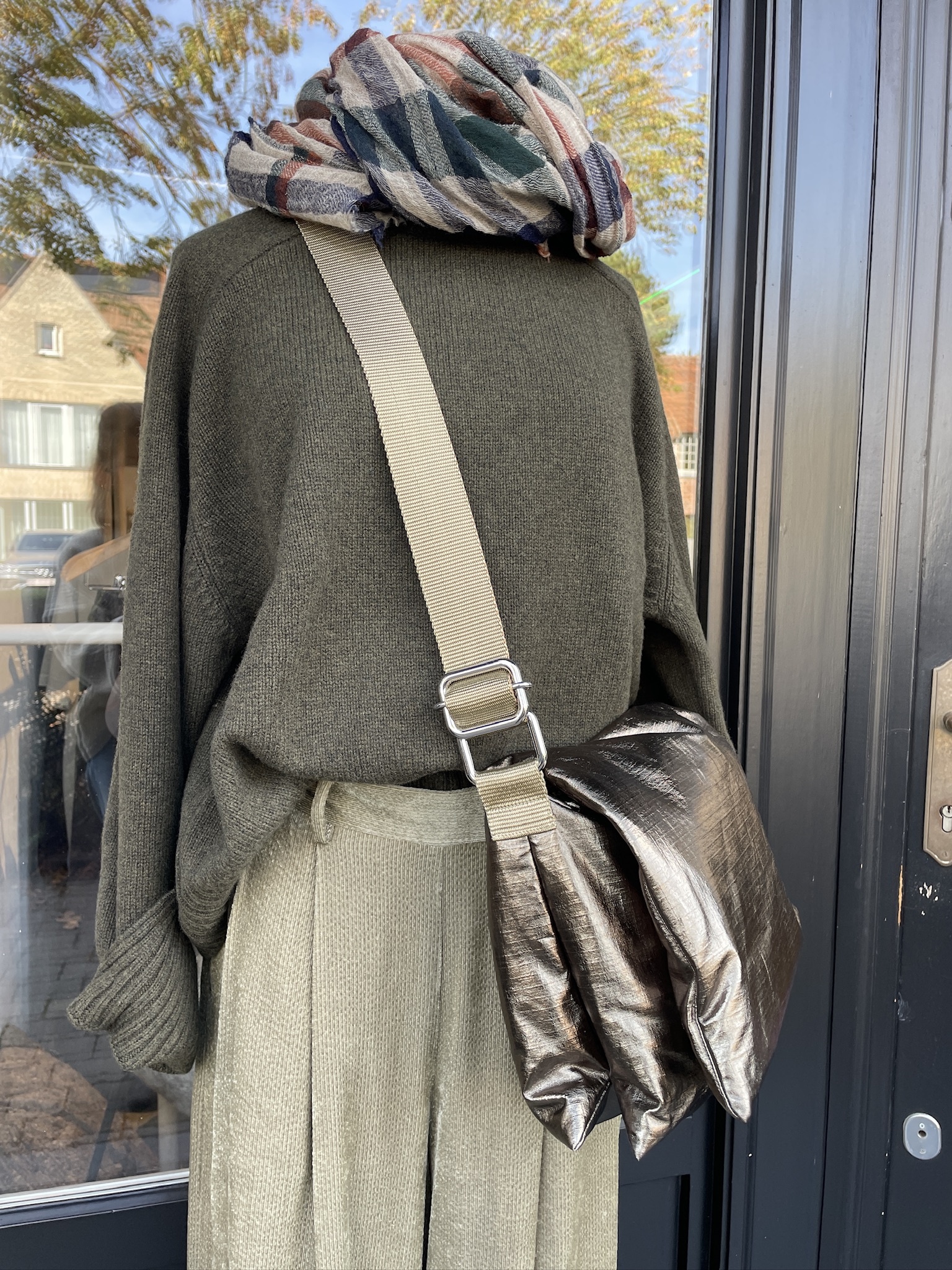 look 20-3