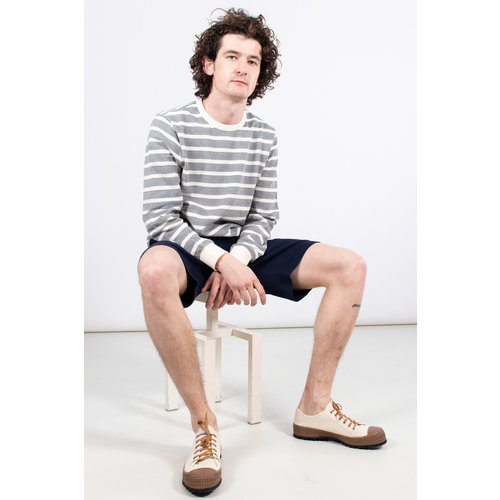 Homecore Homecore Trui / These Sweat / Grijs Homecore Homecore Trui / These Sweat / Grijs