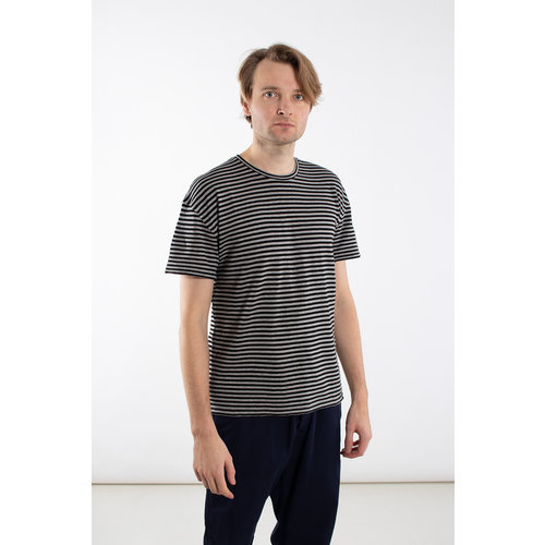 Roberto Collina Roberto Collina T-shirt / RC68021 / Grijs Zwart Roberto Collina Roberto Collina T-shirt / RC68021 / Grijs Zwart