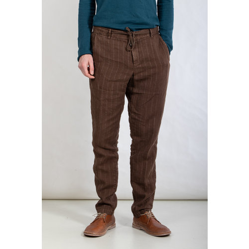 Myths Myths Broek / 23M12L277 / Bruin met Streep Myths Myths Broek / 23M12L277 / Bruin met Streep