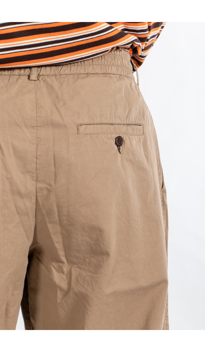Universal Works Universal Works Trousers / Pleated Track / Sand
