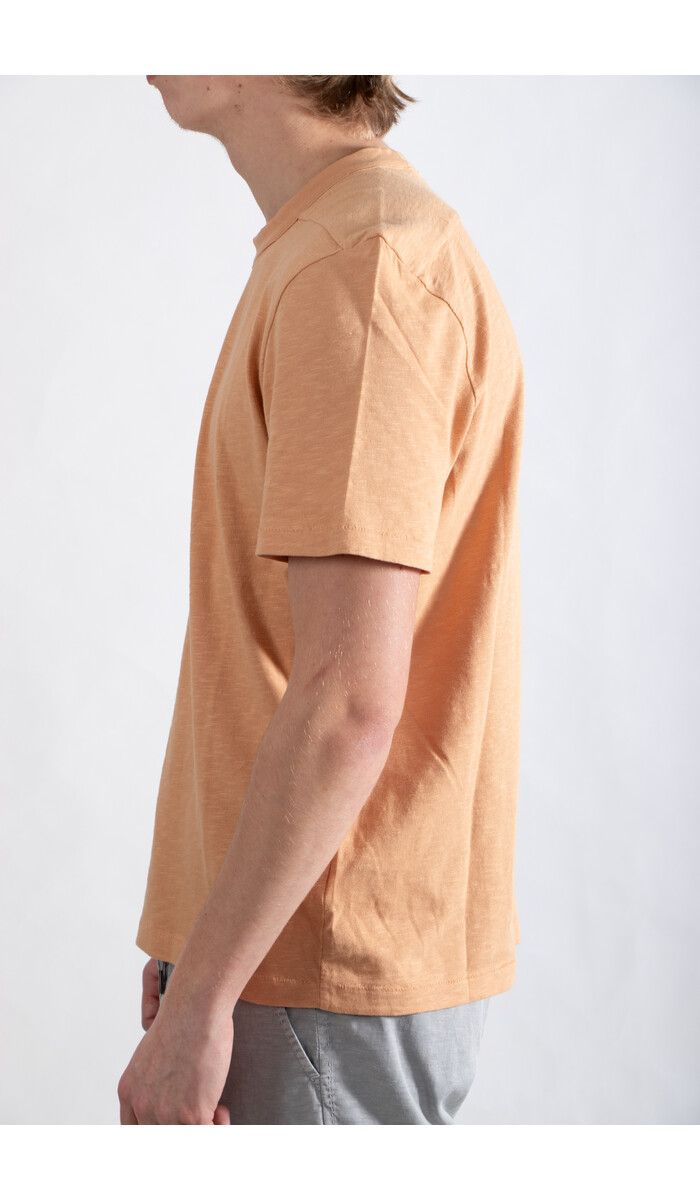 Homecore Homecore T-Shirt / Rodger H / Pfirsh