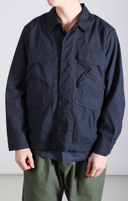 Universal Works Universal Works  Jacke / Parachute Field Jacket / Marineblauw