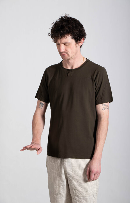 Transit Transit T-Shirt / CFUTRW4390 / Bosgroen