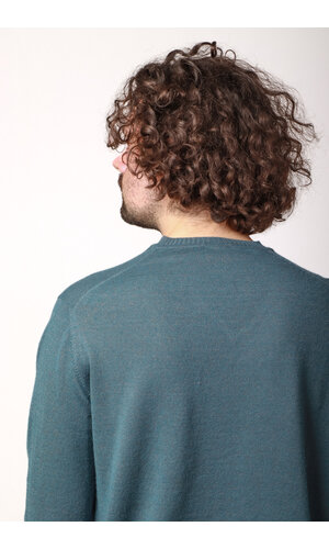 William Lockie William Lockie Knit / Vee Neck / Blue