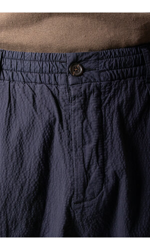 Universal Works Universal Works Shorts / Pleated Track Short / Navy