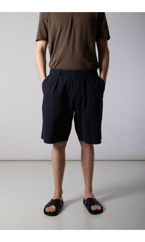 Universal Works Universal Works Shorts / Pleated Track Short / Navy