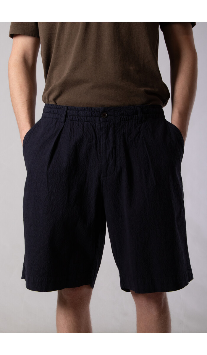 Universal Works Universal Works Shorts / Pleated Track Short / Navy