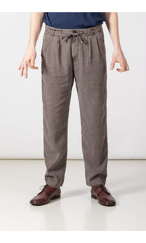 Hannes Roether Hannes Roether Trousers / Paper / Rock