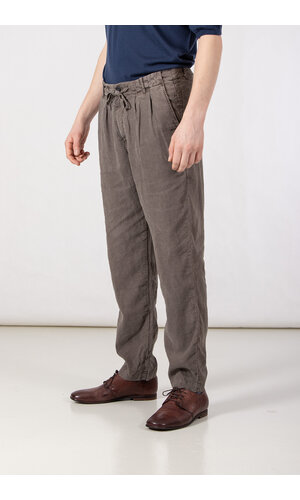 Hannes Roether Hannes Roether Trousers / Paper / Rock